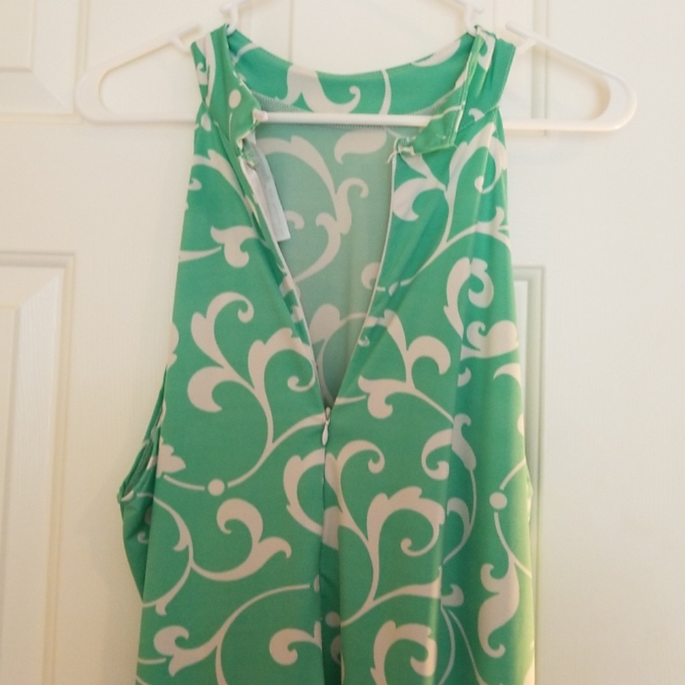 Dress - Picture 3 of 3